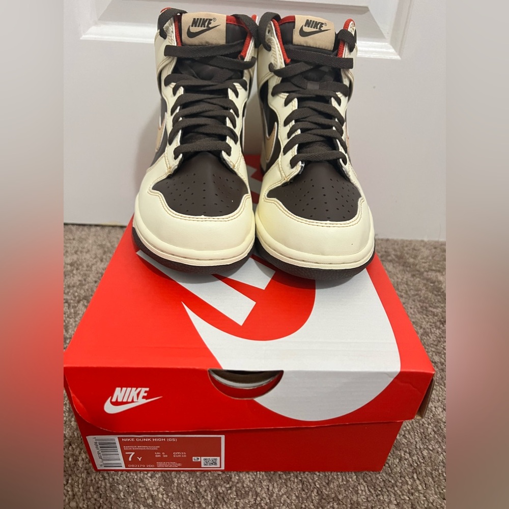Nike Dunk High (GS), Sz 7 Youth, Color/Brown & Sesame